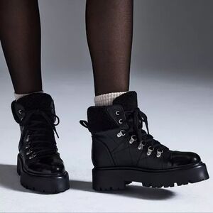 Steve Madden Women's Black Reyen Lace-Up Lug-Sole Quilted Leather Hiker Boot 8.5